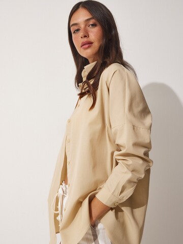 Camicia da donna di Happiness İstanbul in beige