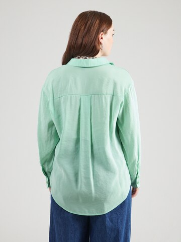 Vero Moda Curve Bluza 'VMQueeny' | zelena barva