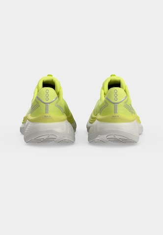 Chaussure de course saucony en jaune