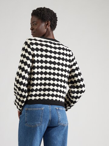 MORE & MORE - Jersey en negro