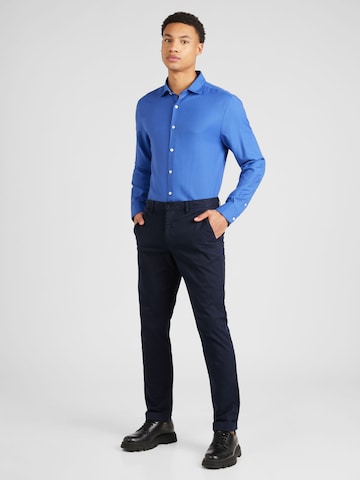 BURTON MENSWEAR LONDON Slim Fit Skjorte i blå