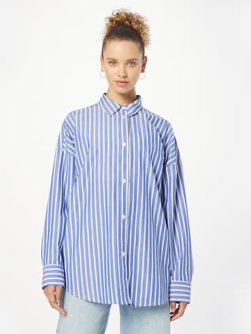 Monki Blouse in Blue: front