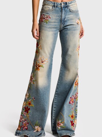 IT'S BASIC Flared Jeans 'FLARE MID RISE JEANS' in Blauw