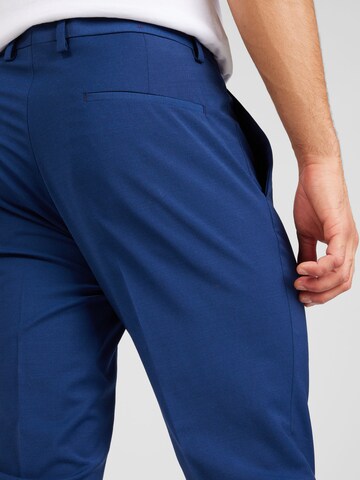 Slimfit Pantaloni con piega frontale di HUGO in blu