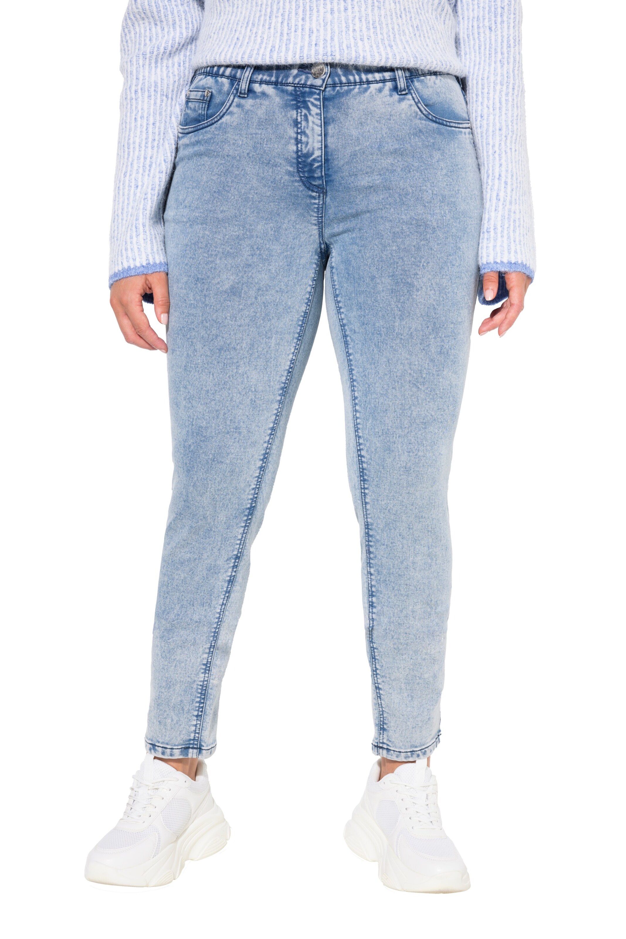 Ulla Popken Slimfit Jeans in Blau: Vorderseite