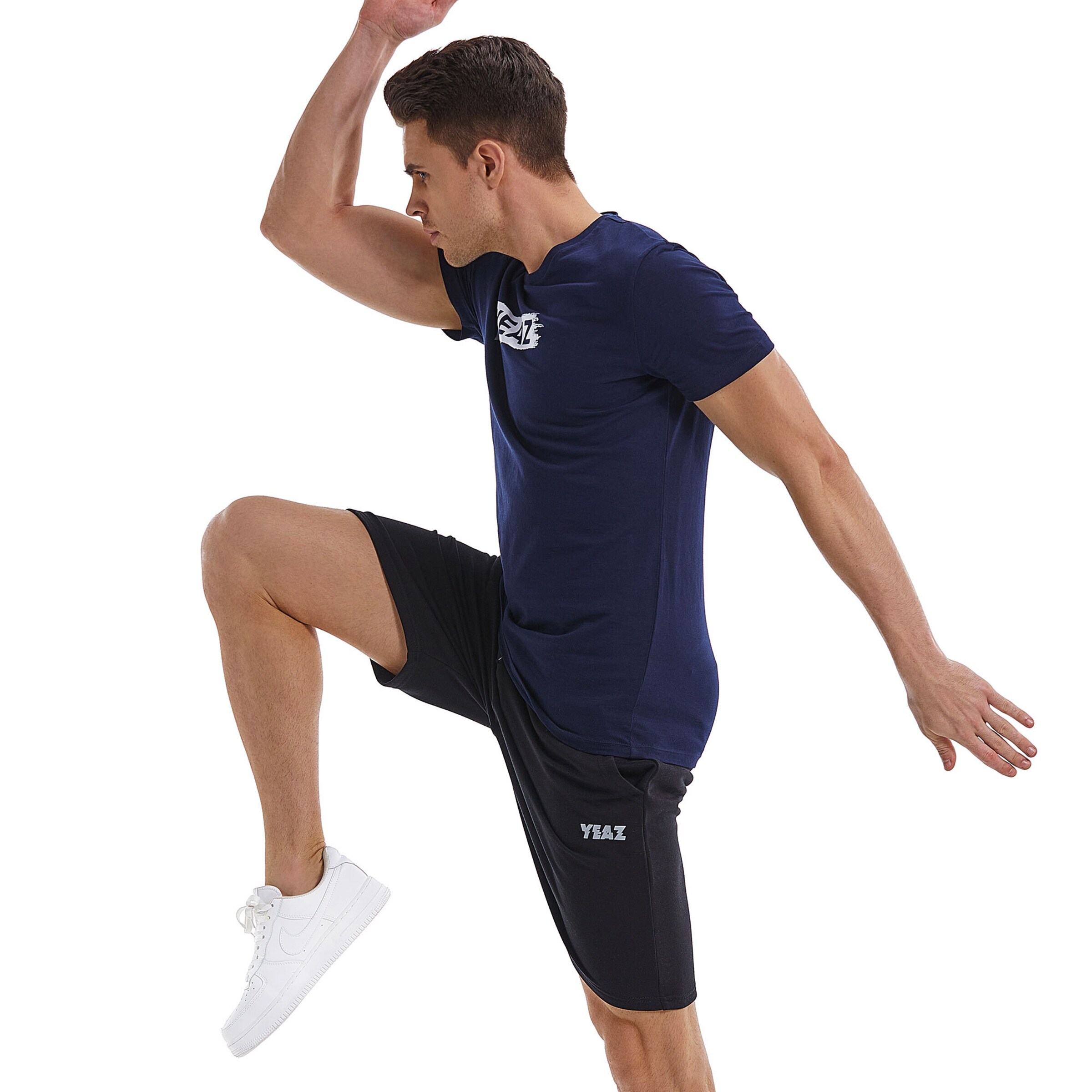 YEAZ T-shirt 'Chay' i blå