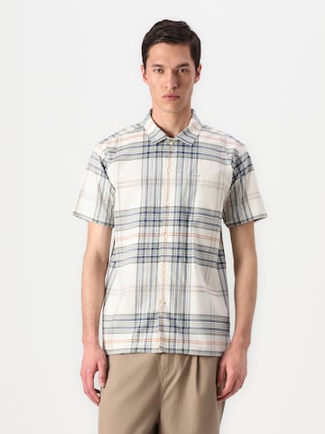 Barbour Regular fit Button Up Shirt 'Berryfell' in White: front