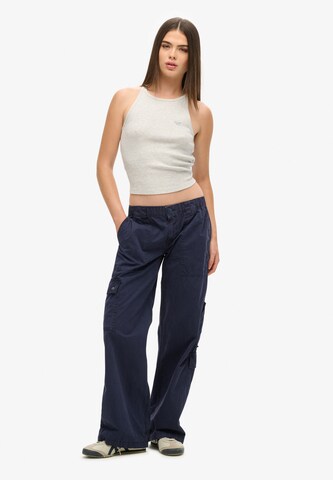Superdry & Co Loosefit Cargobroek in Blauw