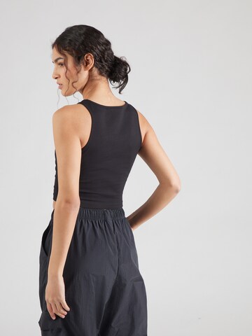 EA7 Emporio Armani Top 'ESSENTIAL' - fekete