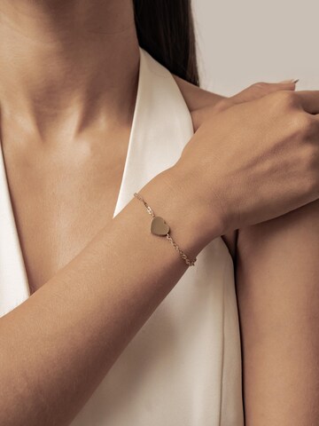 Braccialetto 'Minimalist Heart Charm' di Hey Happiness in oro: frontale