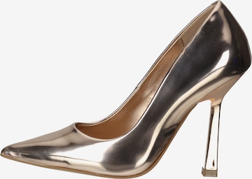 STEVE MADDEN Pumps in Gold