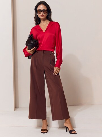 Wide Leg Pantalon à pince Lipsy en marron