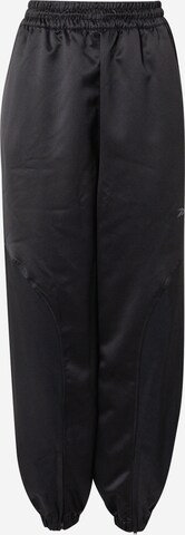 Reebok - Tapered Pantalón deportivo 'Tech-Style' en negro: frente