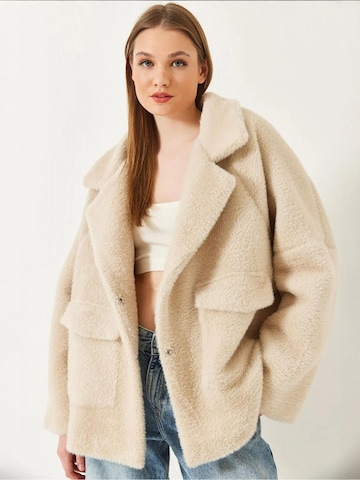 Cappotto invernale di Bianco Lucci in beige