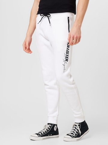 HOLLISTER Παντελόνι σε λευκό: μπροστά