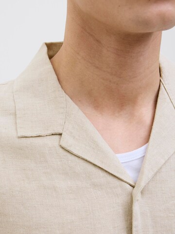 JACK & JONES Comfort fit Button Up Shirt in Grey
