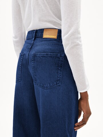 Loosefit Jean 'BAARELL' ARMEDANGELS en bleu