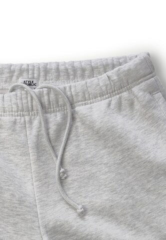 Style Republic Regular Broek in Grijs