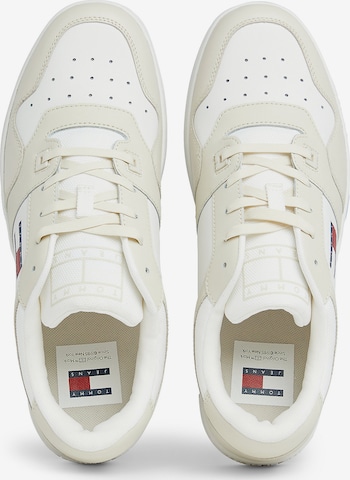 Tommy Jeans Sneaker in Beige