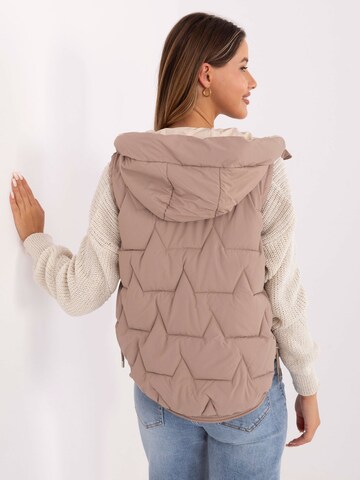 Madnezz House Weste '2502' in Beige