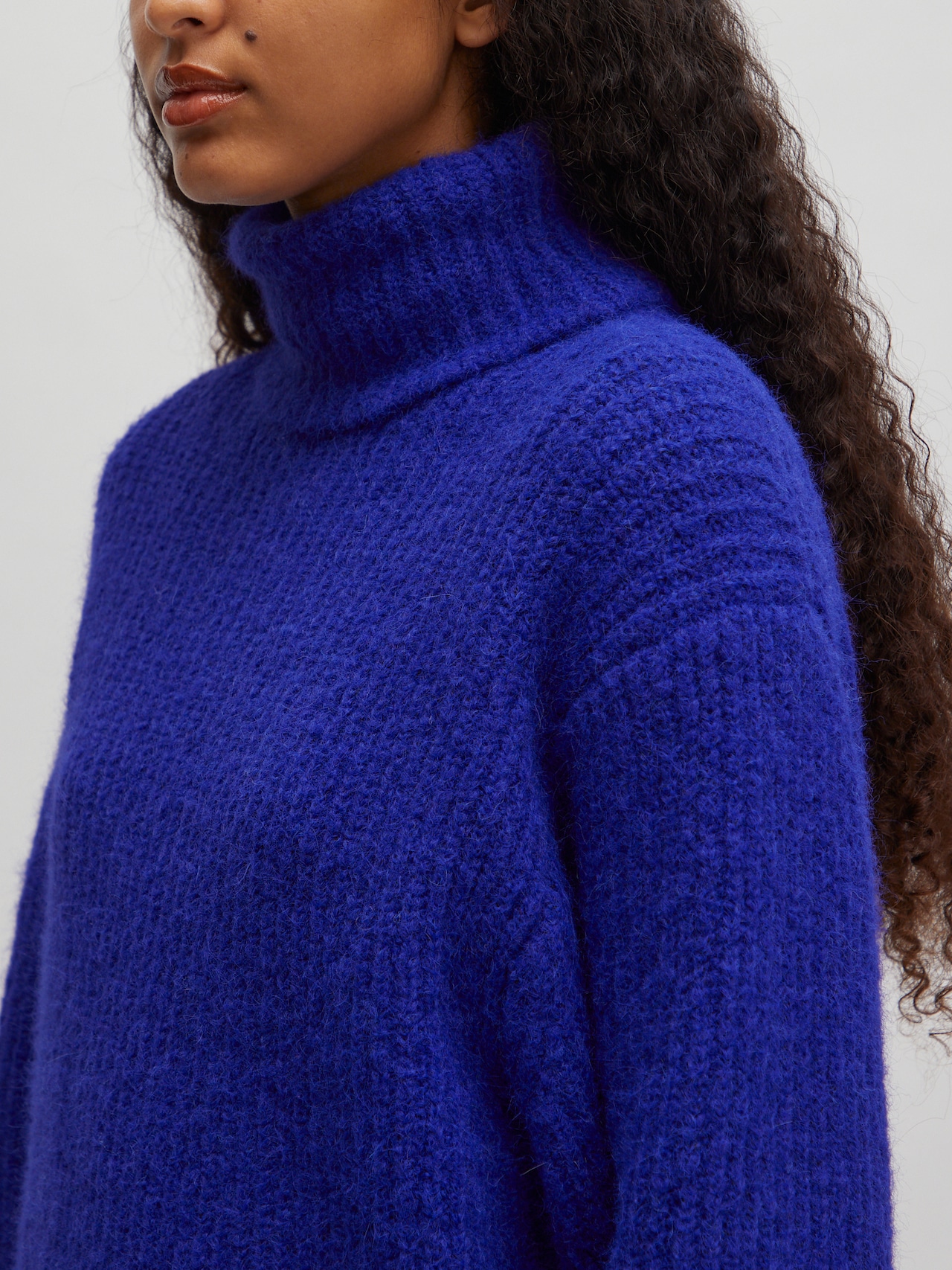 EDITED Produkte Pullover 'Darla' kobaltblau