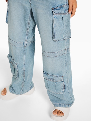 Bershka Wide Leg Cargojeans i blå