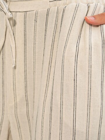 Effilé Pantalon Bigdart en beige