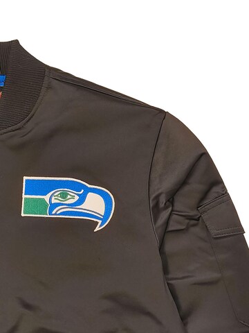 Mitchell & Ness Between-Season Jacket 'Seattle Seahawks' in Black