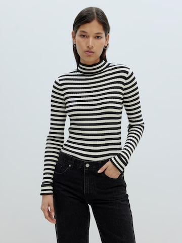 EDITED Sweater 'Jannice' in Black: front