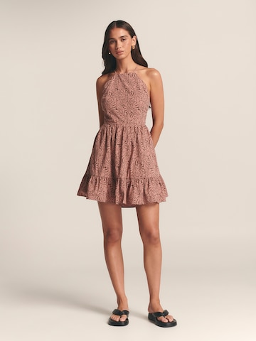 St MRLO Kleid in Pink