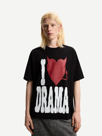T-Shirt 'DRAMA' Bershka en noir : devant