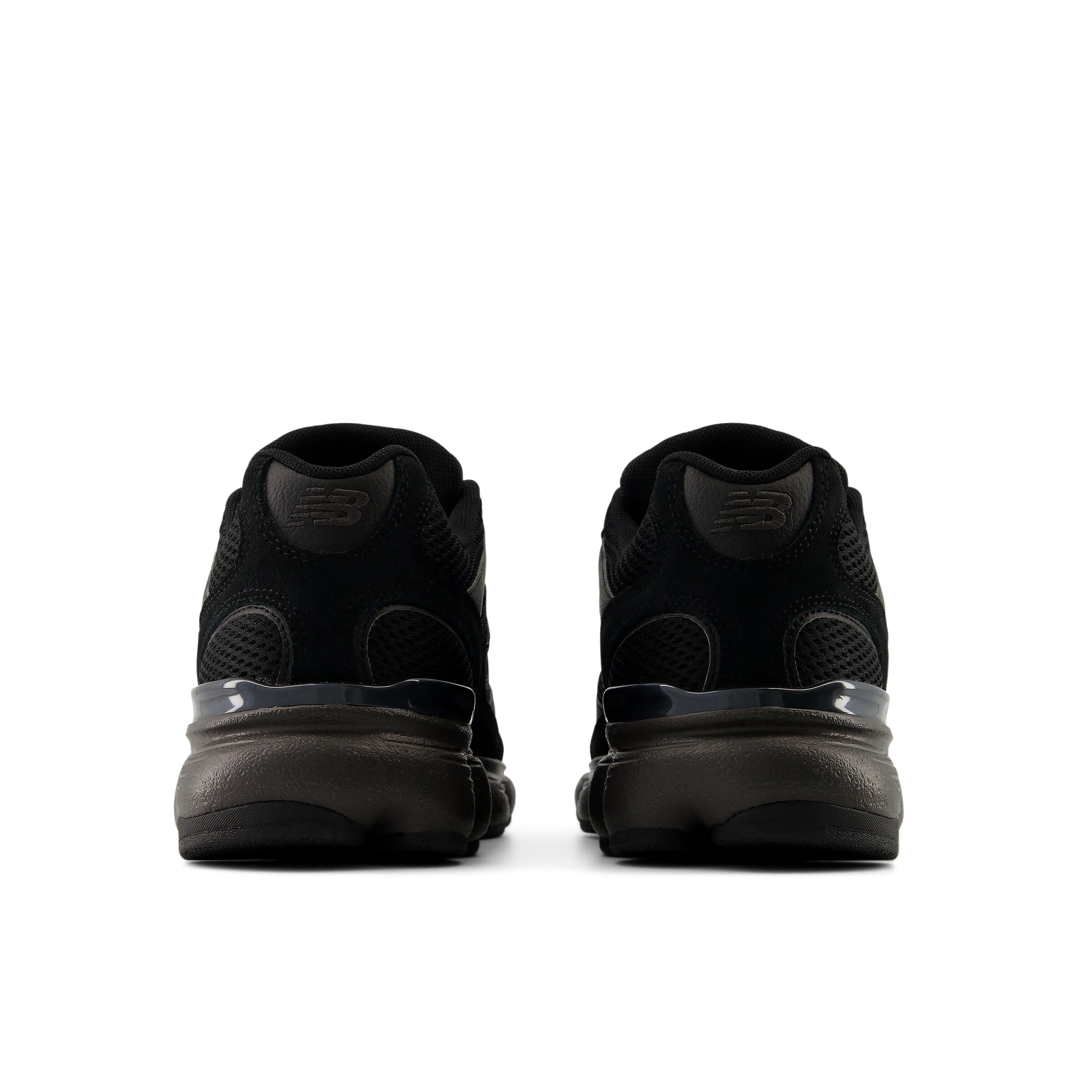new balance Sneakers in Black