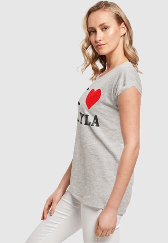 Merchcode Shirt 'I Love Layla' in Grijs