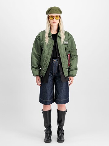 ALPHA INDUSTRIES Übergangsjacke 'CWU-45 Heritage' in Grün