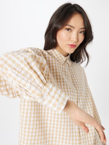 Monki Blouse in Beige