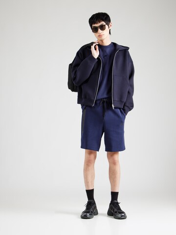 Nike Sportswear Shirt 'Premium Essentials' in Blue