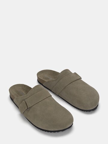 Clogs di Pull&Bear in verde