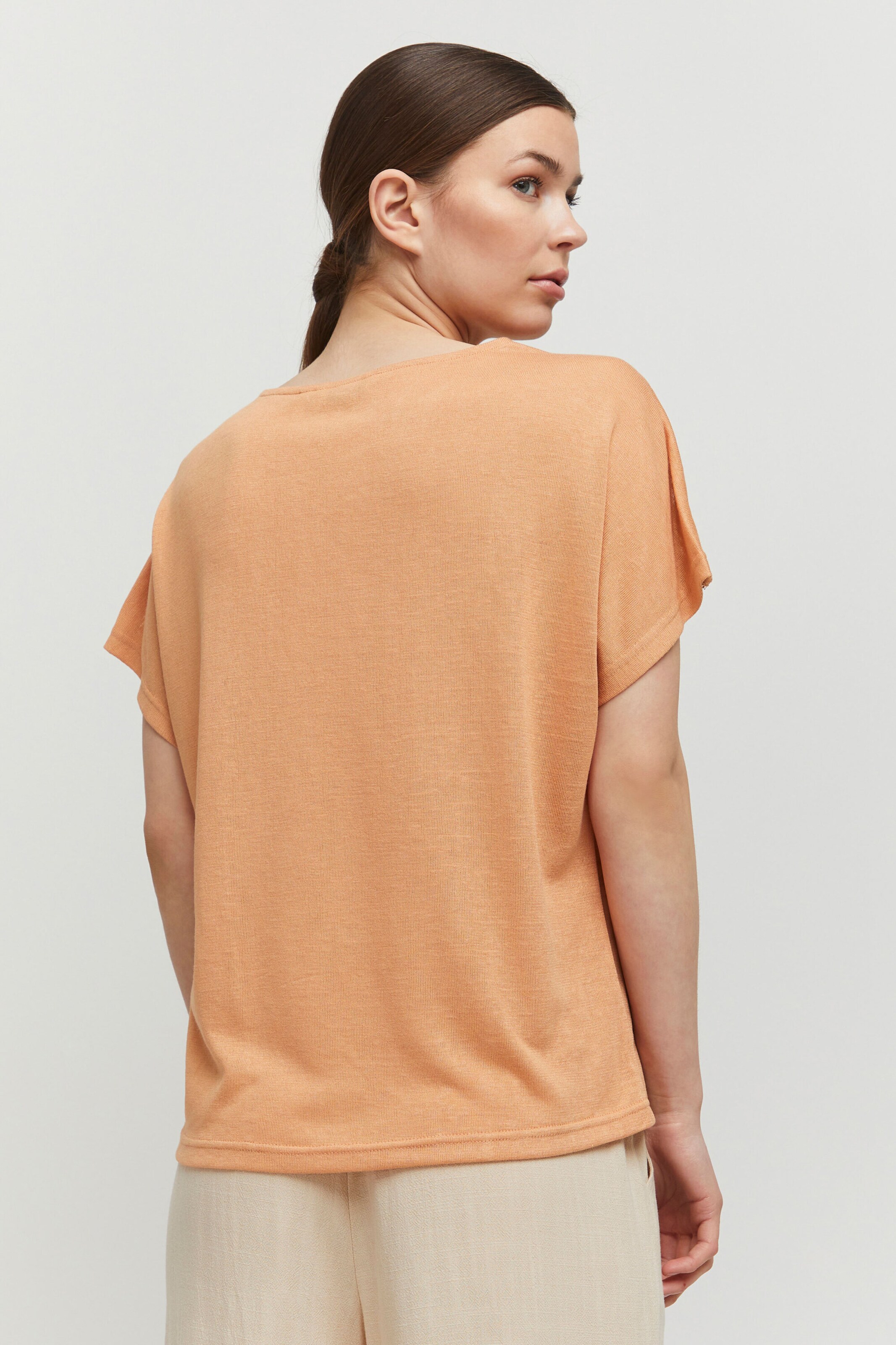 Frauen Shirts & Tops b.young T-Shirt 'BYUSIA' in Beige - XL10509