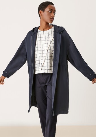 s.Oliver BLACK LABEL Between-Seasons Parka in Blue