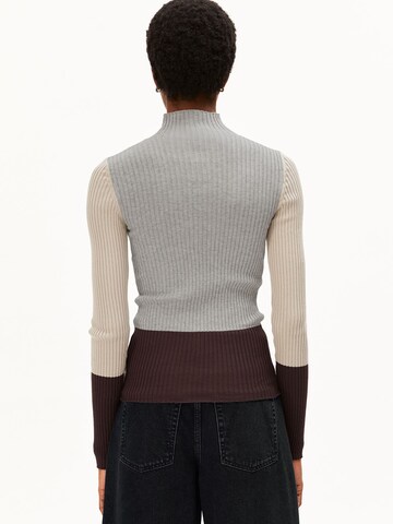 ARMEDANGELS Sweater 'ALAANIA PATCH' in Mixed colours