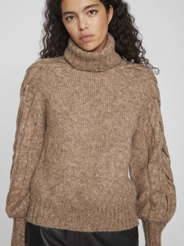 VILA Sweater 'VIBoudica' in Brown