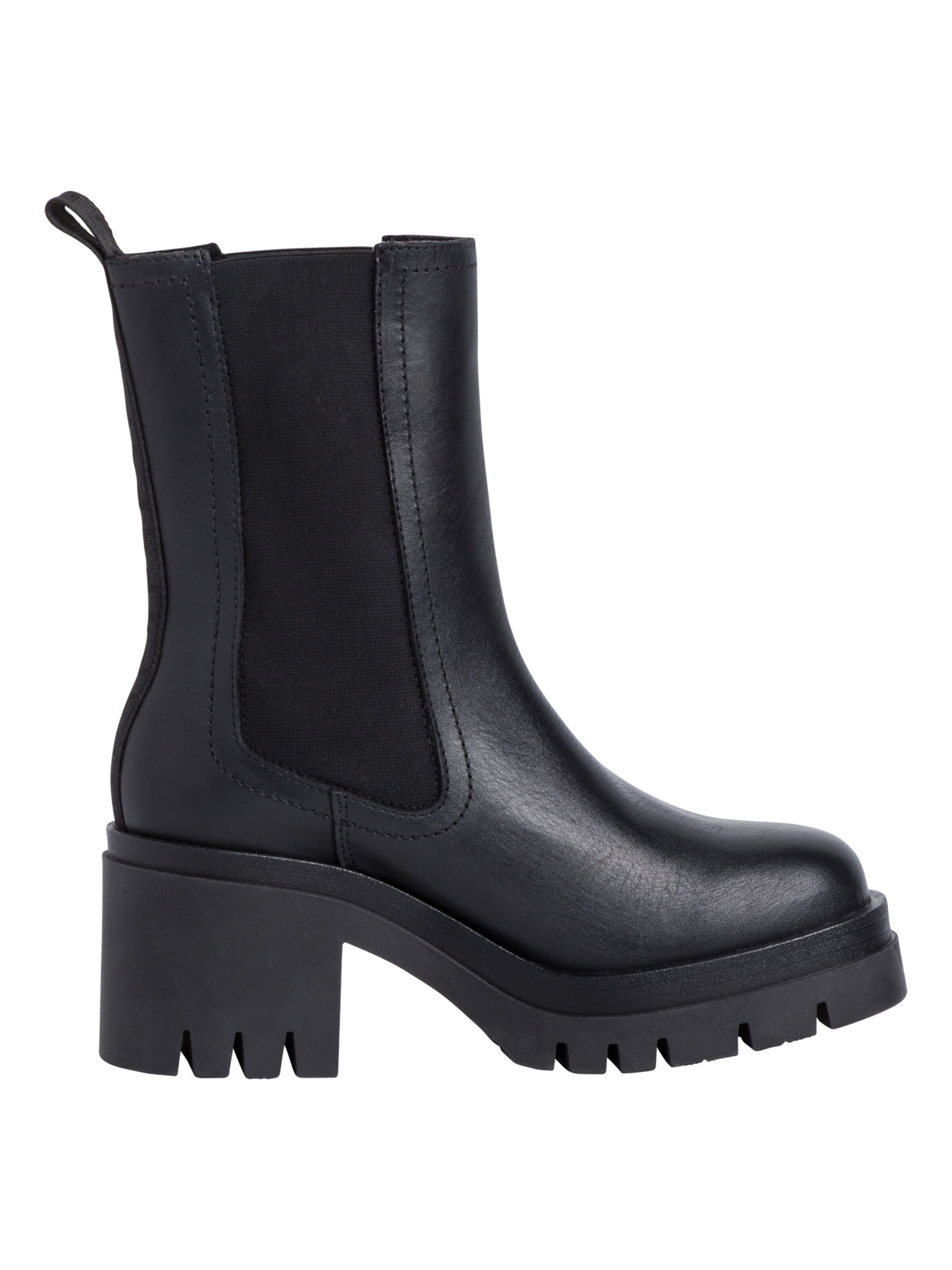 Tamaris Chelsea boots in Black