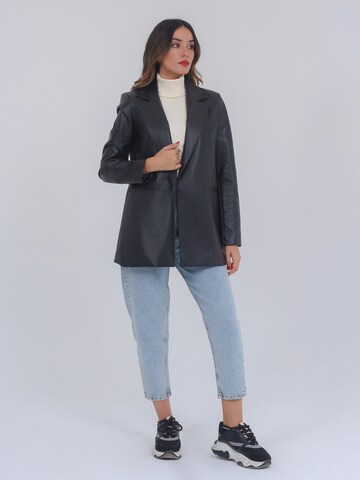 Blazer ' Cintia ' FRESHLIONS en noir