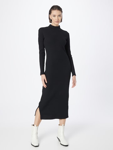 Robe Rotholz en noir : devant