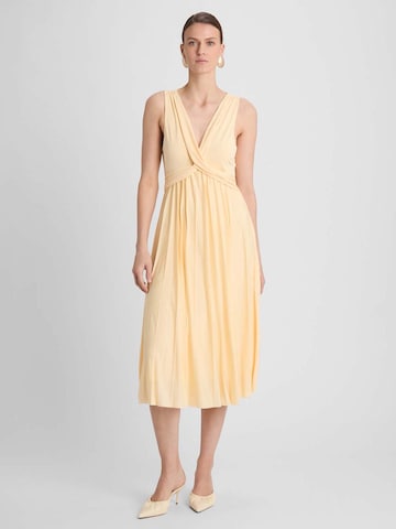 Guido Maria Kretschmer Women Kleid 'Amanda' in Gelb