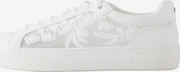 Next Matalavartiset tennarit 'Forever Comfor' värissä valkoinen: etupuoli