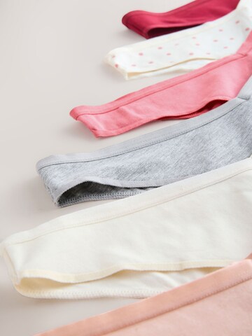 Slip de la Next pe mai multe culori