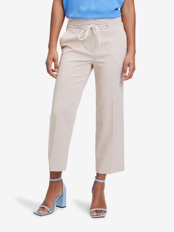 Regular Pantalon à plis Betty & Co en beige : devant