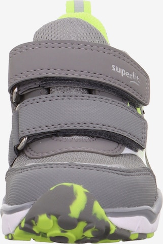 SUPERFIT Sneakers i grå