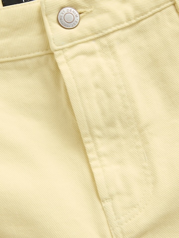 Regular Jean Next en jaune
